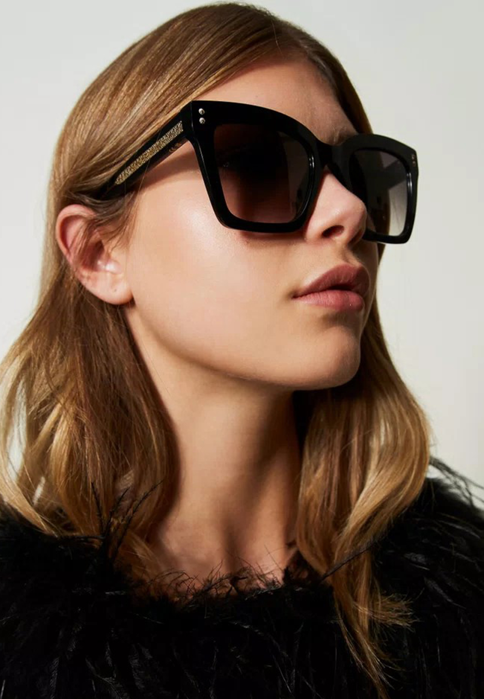 картинка Солнцезащитные очки TWINSET Milano от магазина Одежда+