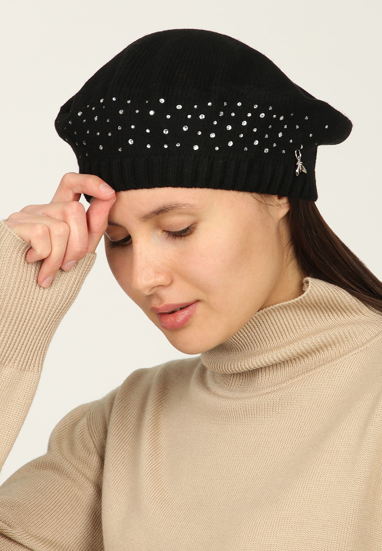 картинка Берет PATRIZIA PEPE от магазина Одежда+