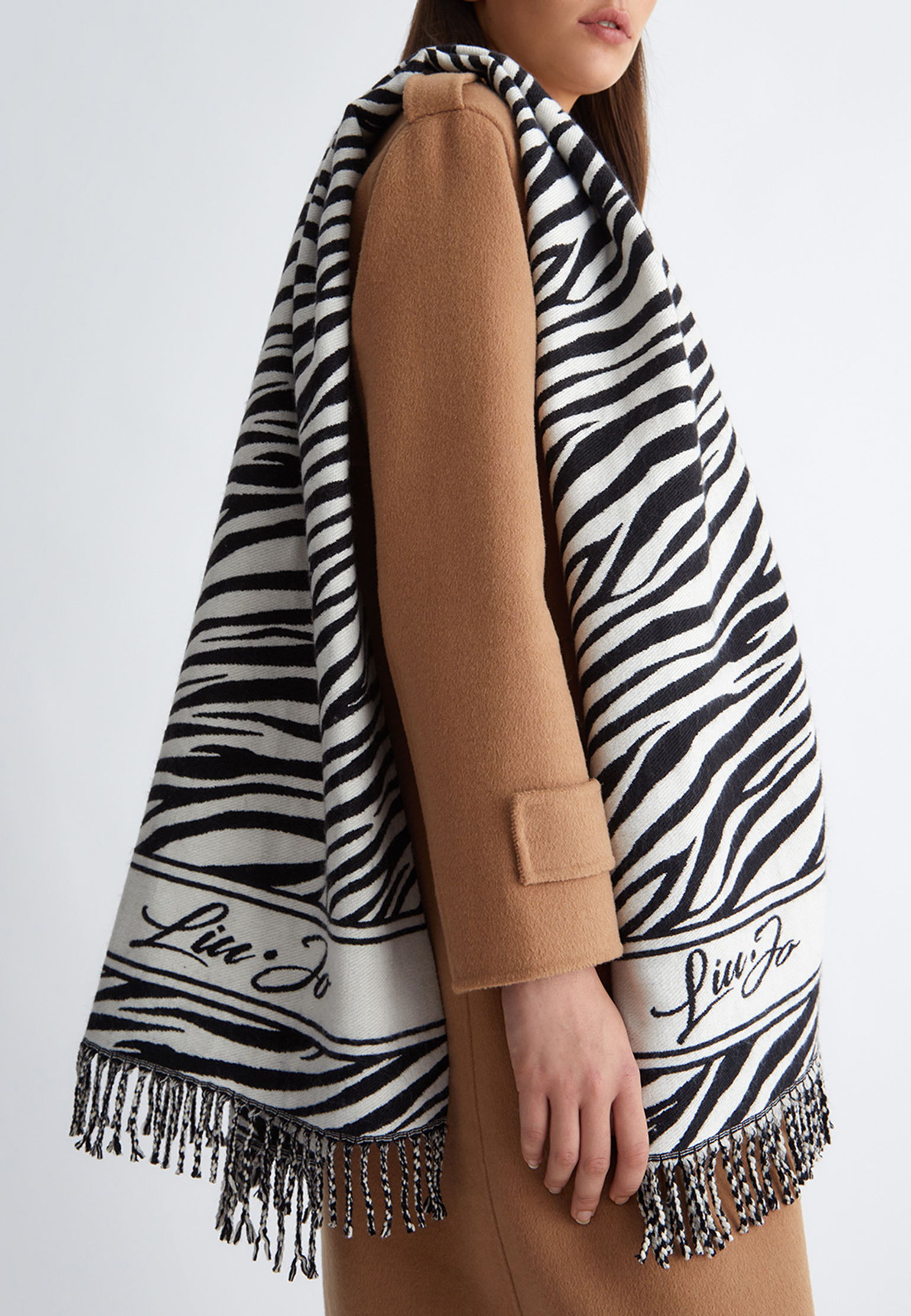 картинка Шарф LIU JO от магазина Одежда+