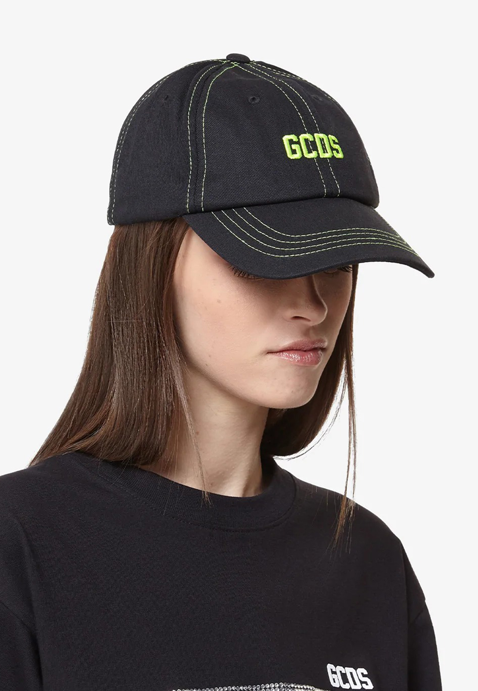 картинка Бейсболка GCDS от магазина Одежда+