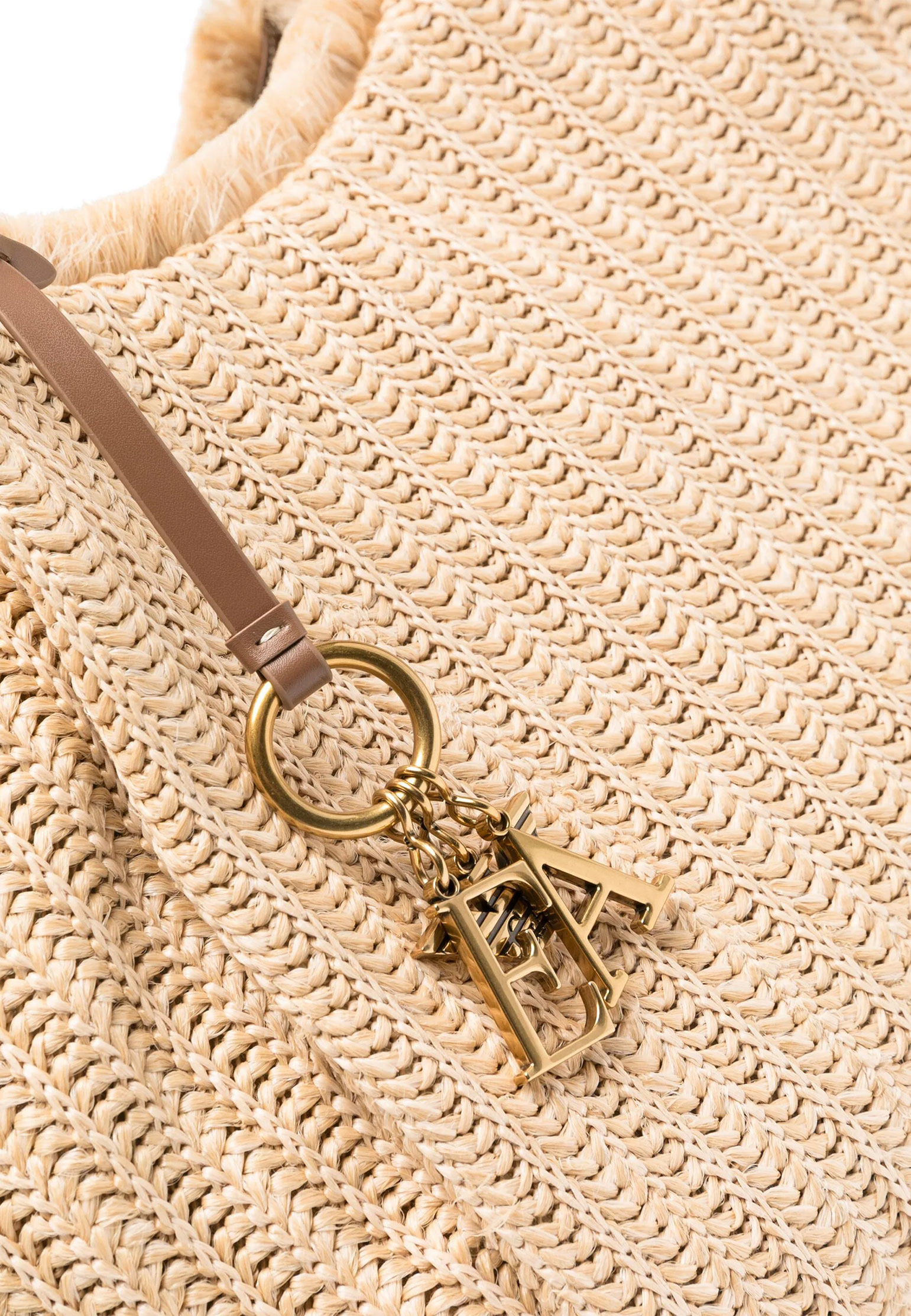 картинка Сумка EMPORIO ARMANI от магазина Одежда+