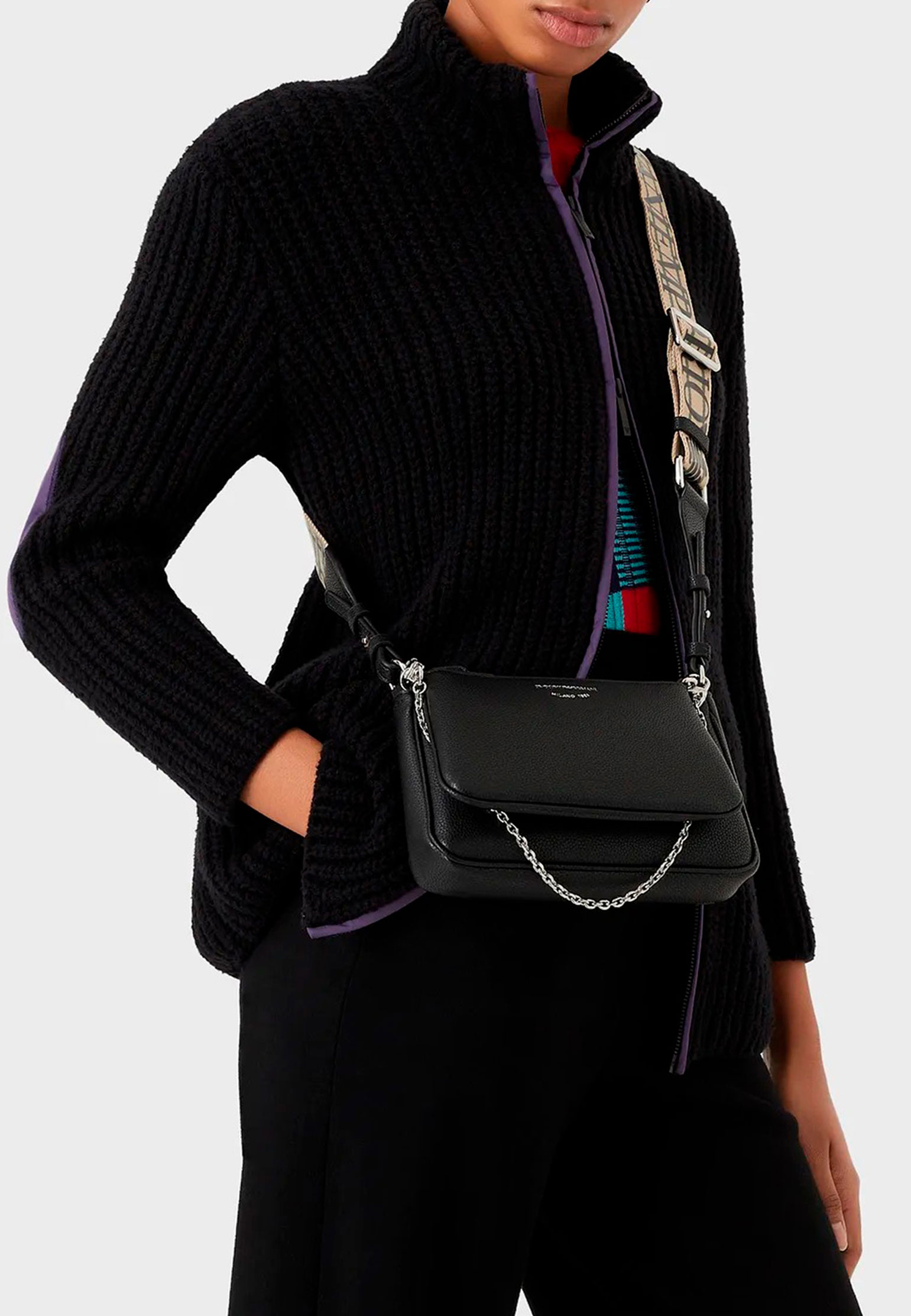 картинка Сумка EMPORIO ARMANI от магазина Одежда+