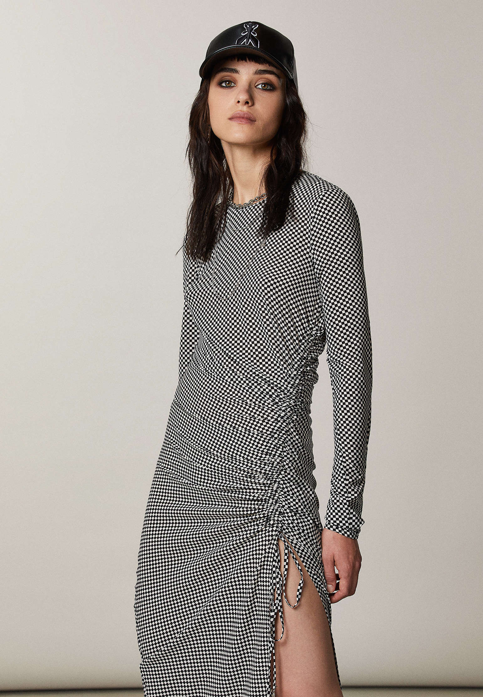 картинка Бейсболка PATRIZIA PEPE от магазина Одежда+