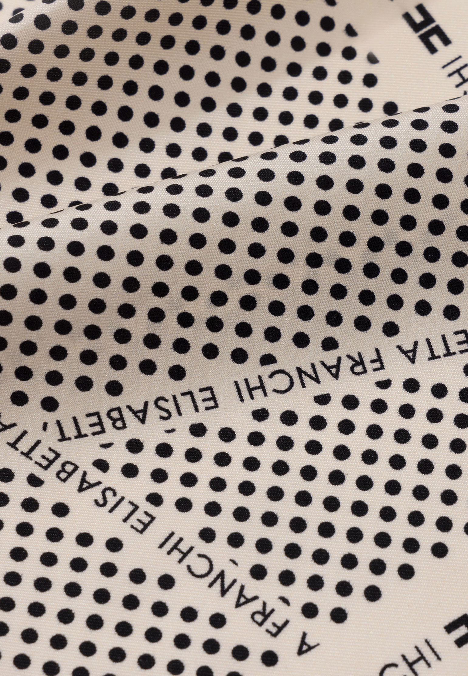 картинка Платок ELISABETTA FRANCHI от магазина Одежда+